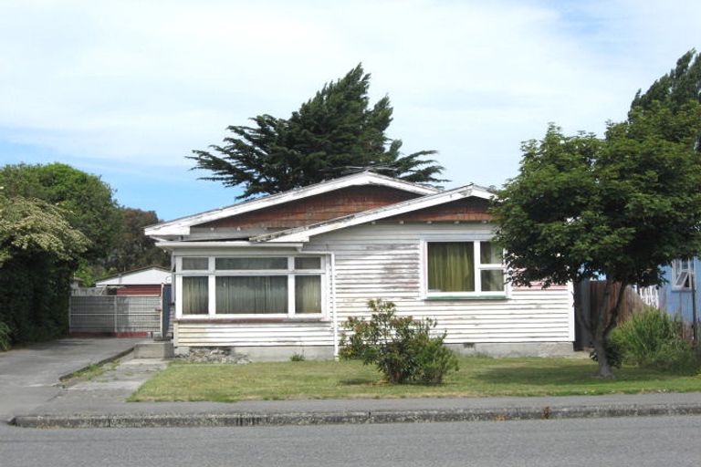 Photo of property in 47 Dampier Street, Woolston, Christchurch, 8023