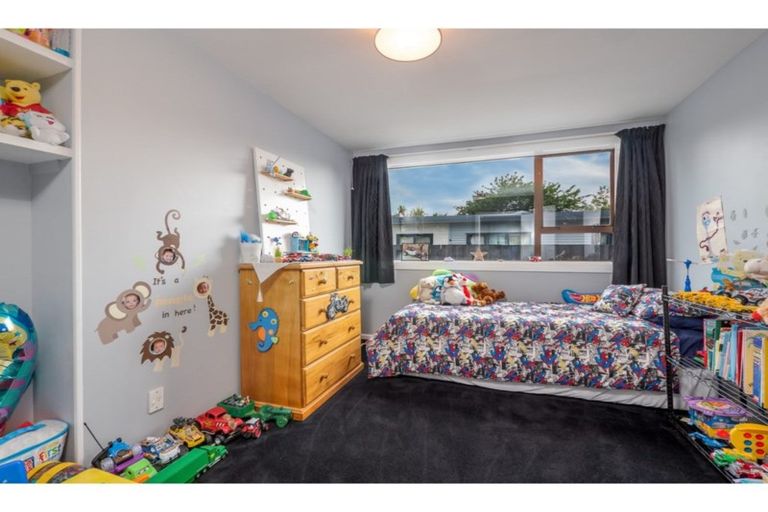 Photo of property in 21 Cross Street, Phillipstown, Christchurch, 8011