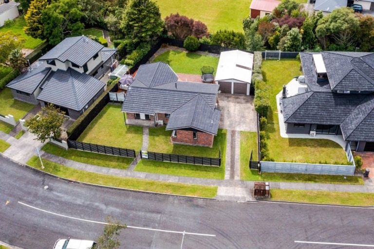 Photo of property in 42 Heta Road, Highlands Park, New Plymouth, 4312