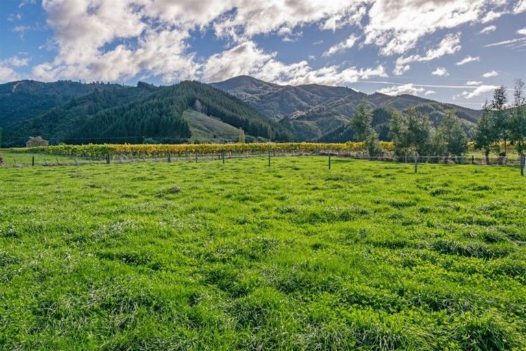 Photo of property in 37 Wakefield Street, Tuamarina, Blenheim, 7273