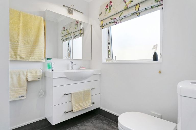 Photo of property in 2 Kingsley Street, Leamington, Cambridge, 3432