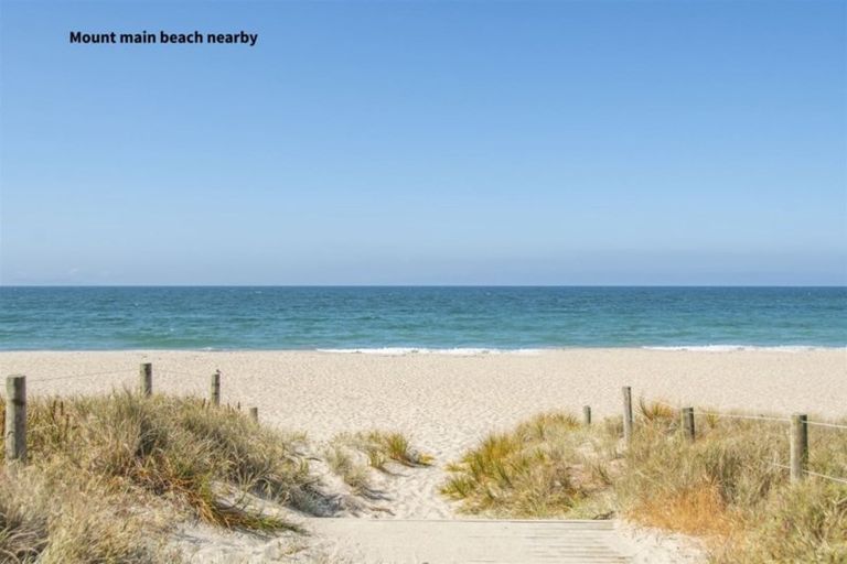 Photo of property in 28 Oceanview Road, Mount Maunganui, 3116