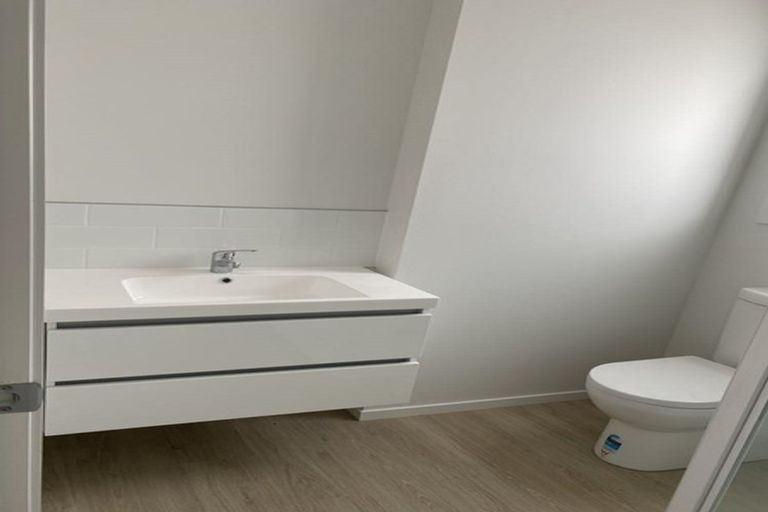 Photo of property in 21 Hillcrest Road, Hillcrest, Hamilton, 3216