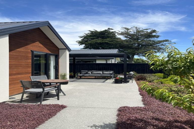 Photo of property in 17 Prospect Place, Halswell, Christchurch, 8025