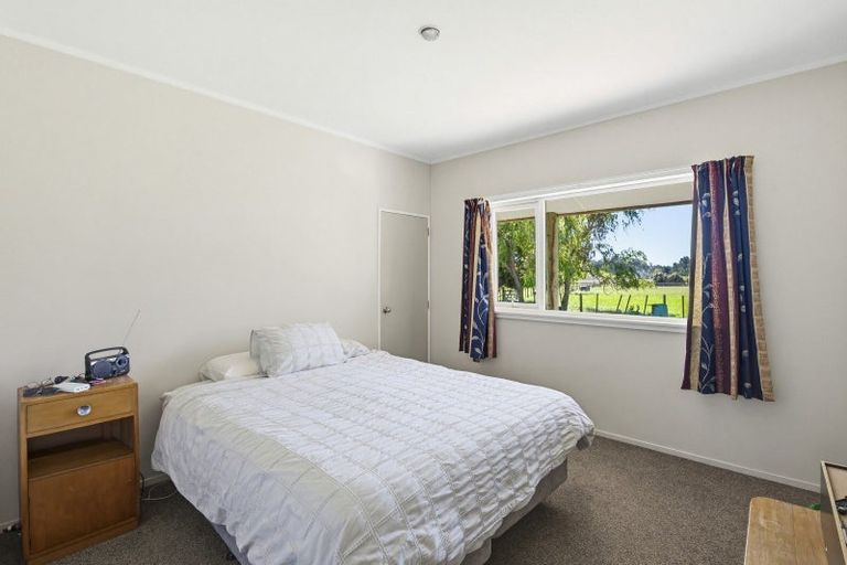 Photo of property in 63 South Manakau Road, Manakau, Otaki, 5583