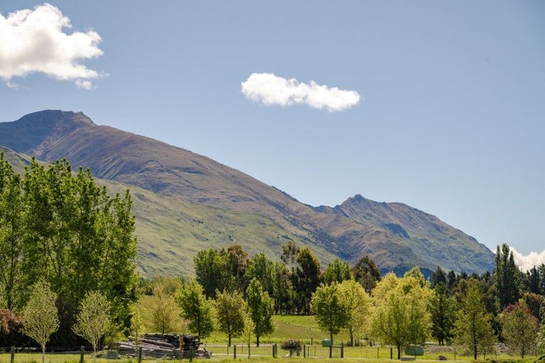 Photo of property in 11 Ruru Lane, Hurworth, New Plymouth, 4371