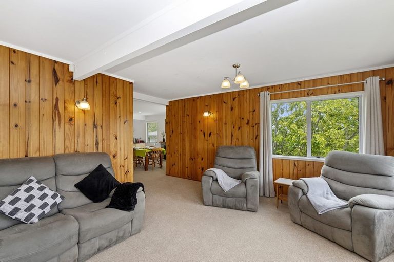 Photo of property in 14 Ragley Street, Titirangi, Auckland, 0604