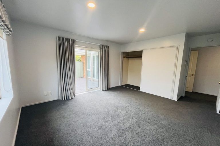 Photo of property in 8 Ridgewood Place, Shirley, Christchurch, 8061