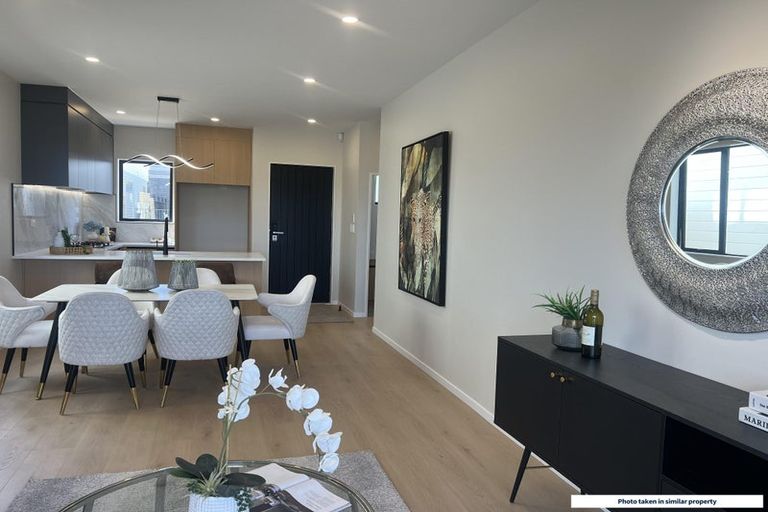 Photo of property in 11 Octans Road, Westgate, 0814