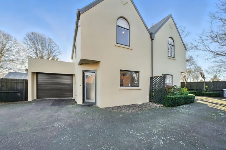 Photo of property in 112 Strickland Street, Sydenham, Christchurch, 8023