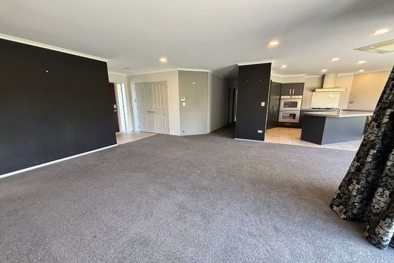 Photo of property in 27 Williams Road, Glenbrook, Waiuku, 2681