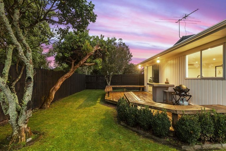 Photo of property in 1/53 Tabitha Crescent, Henderson, Auckland, 0612