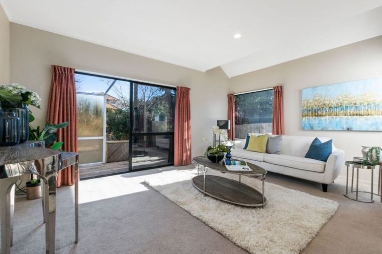 Photo of property in 1/26 Centorian Drive, Windsor Park, Auckland, 0632