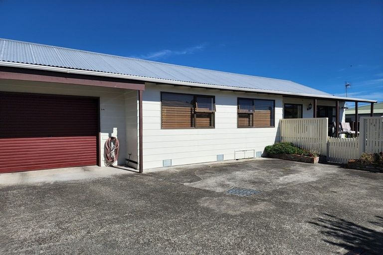Photo of property in 34 Seaforth Avenue, Milson, Palmerston North, 4414