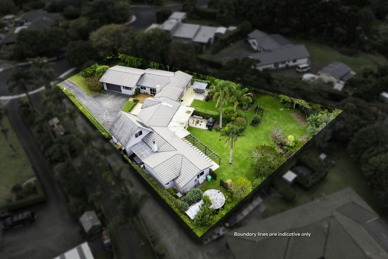 Photo of property in 35 Cloverfields Drive, Waimauku, 0812