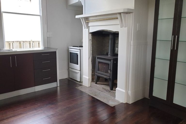 Photo of property in 4 Stewart Street, Helensville, 0800