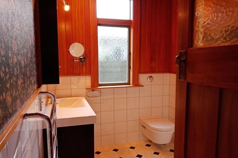 Photo of property in 25 Copeland Street, Hutt Central, Lower Hutt, 5011