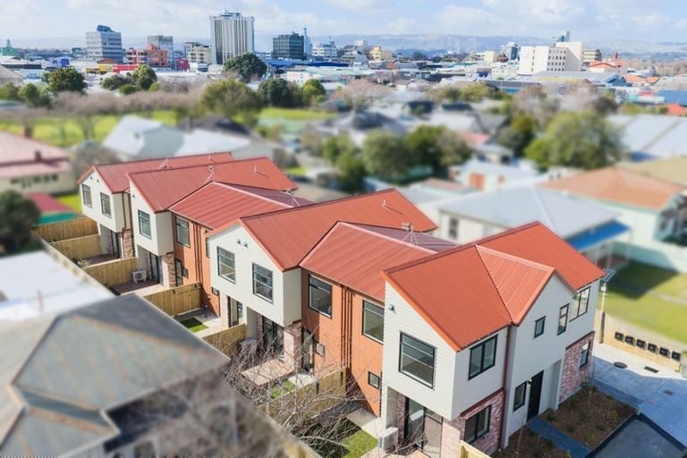 Photo of property in 43 Bourke Street, Palmerston North, 4410