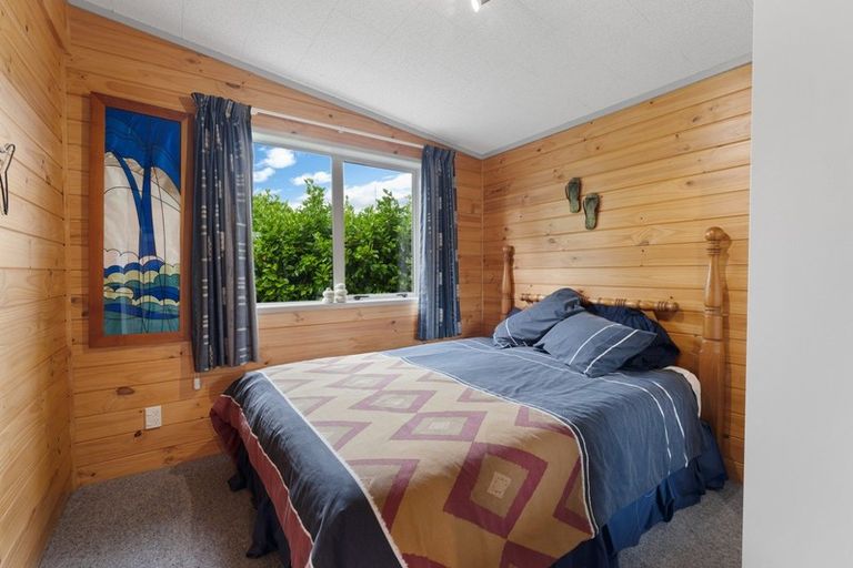 Photo of property in 11 Ramona Avenue, Waitarere Beach, Levin, 5510