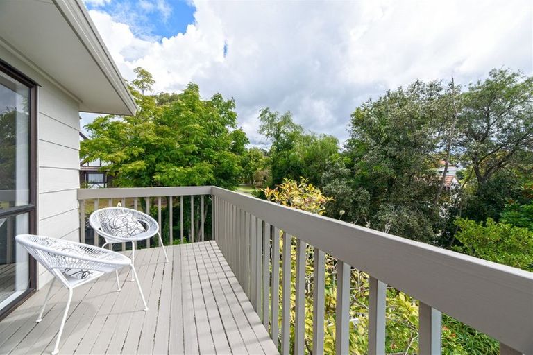 Photo of property in 1 Kallista Place, Browns Bay, Auckland, 0630