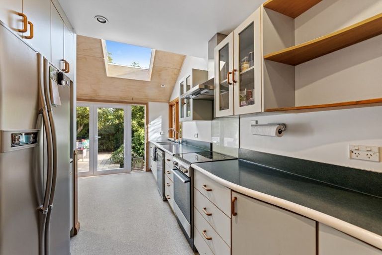 Photo of property in 8 Bangor Terrace, Kew, Dunedin, 9012