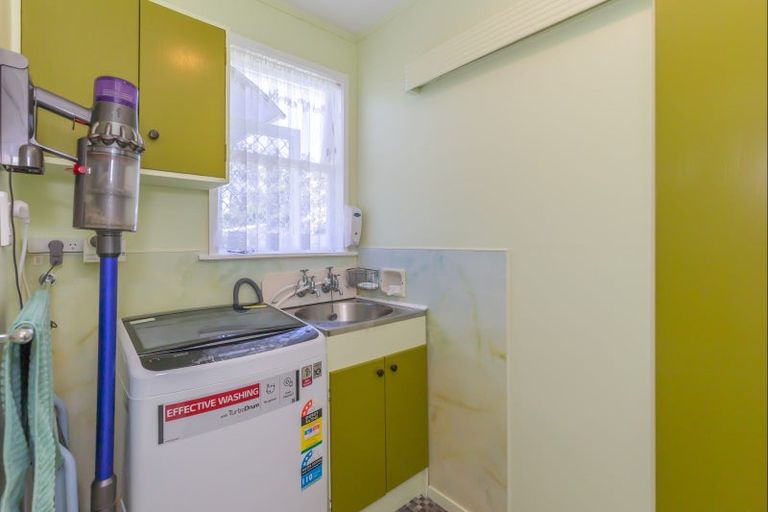 Photo of property in 63 Koputara Road, Himatangi Beach, Foxton, 4891