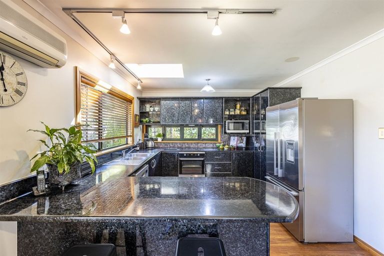 Photo of property in 222 Victoria Avenue, Hokowhitu, Palmerston North, 4410