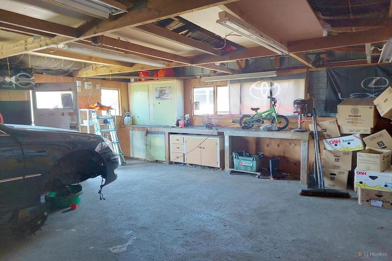 Photo of property in 19 Rugby Street, Waimate, 7924