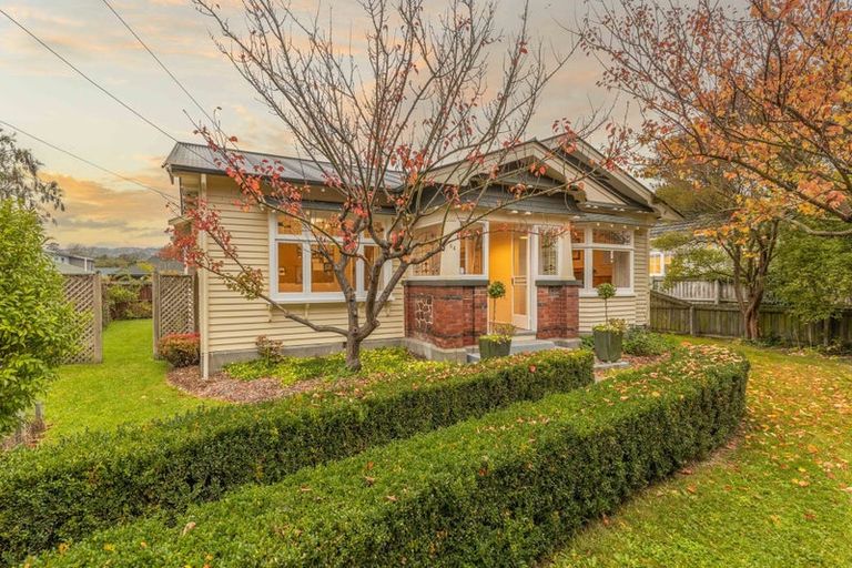 Photo of property in 1/64 Somerfield Street, Somerfield, Christchurch, 8024
