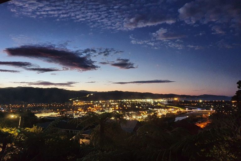 Photo of property in 29 City View Grove, Harbour View, Lower Hutt, 5010