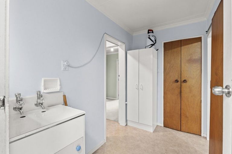 Photo of property in 7 Pain Street, Bulls, 4818