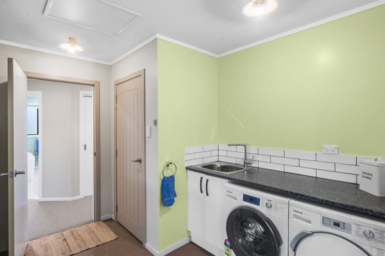 Photo of property in 4 Coach Road, Fairfield, Dunedin, 9018