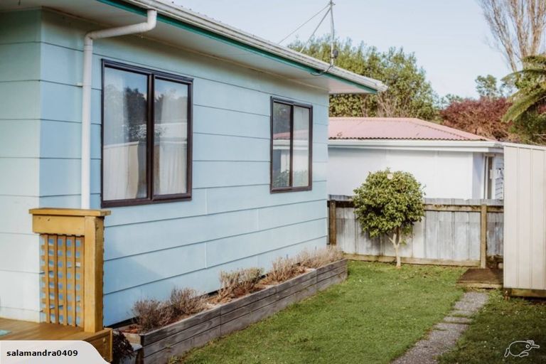 Photo of property in 2/11 Bauchop Road, Waterloo, Lower Hutt, 5011