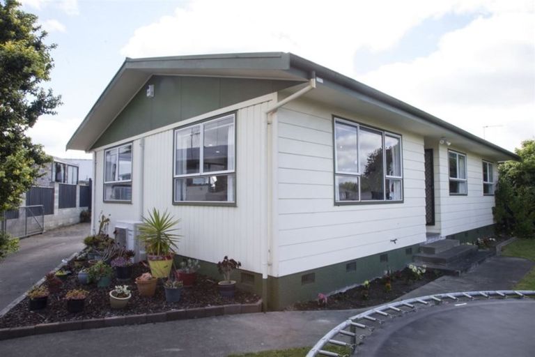 Photo of property in 24 Ranfurly Street, Tamatea, Napier, 4112