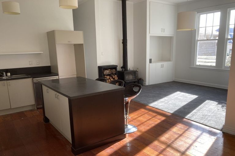 Photo of property in 31 Scarborough Terrace, Mount Victoria, Wellington, 6011