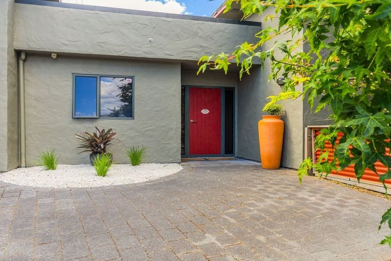 Photo of property in 2 Larchwood Grove, Rangatira Park, Taupo, 3330