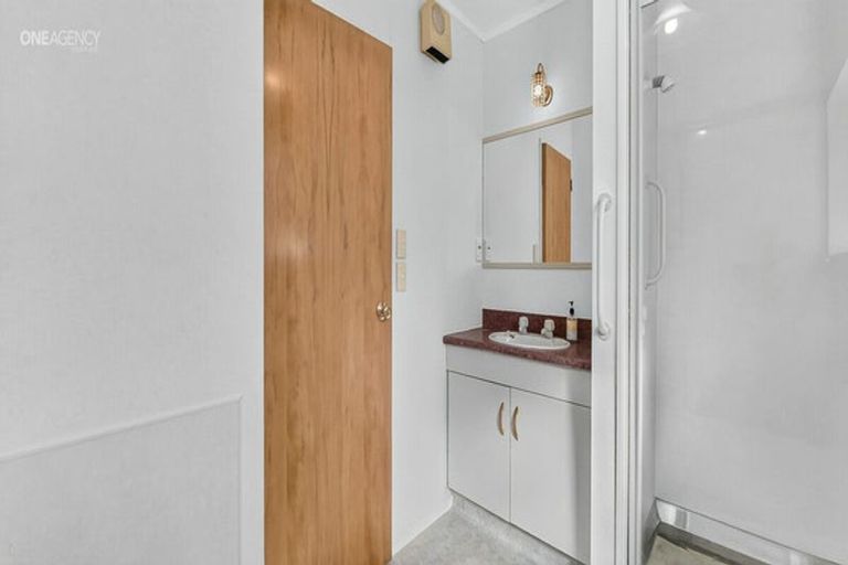 Photo of property in 1 Cumberland Court, Levin, 5510
