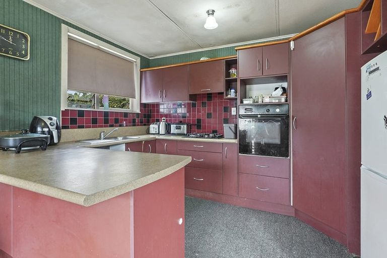 Photo of property in 17 Allenby Street, Bader, Hamilton, 3206