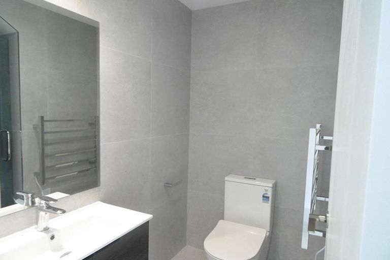 Photo of property in 32 Stephen Avenue, Henderson, Auckland, 0610