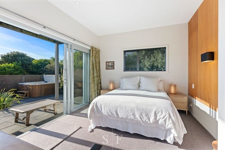 Photo of property in 114 Paetawa Road, Peka Peka, Waikanae, 5391