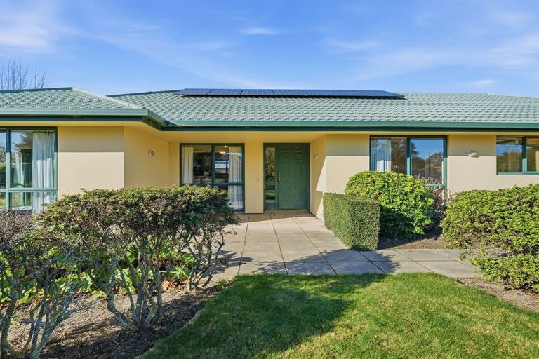 Photo of property in 14 Craigieburn Street, Darfield, 7510