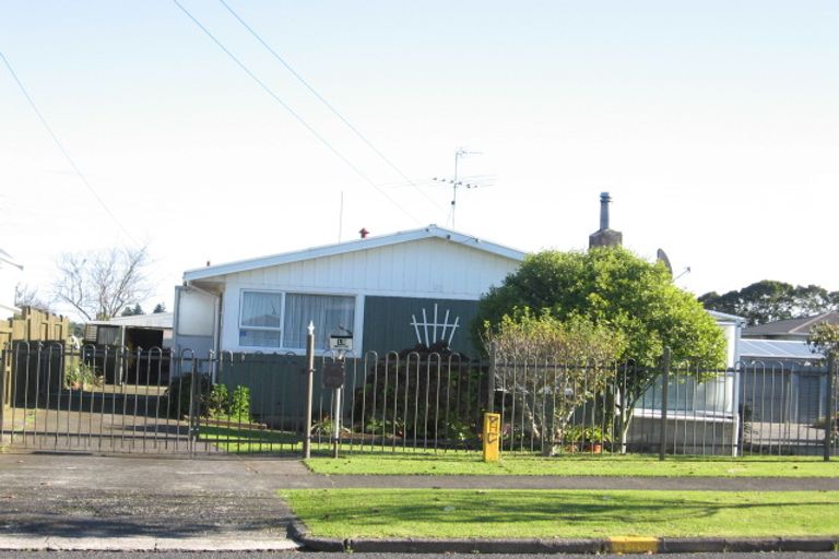 Photo of property in 15 Friedlanders Road, Manurewa, Auckland, 2102