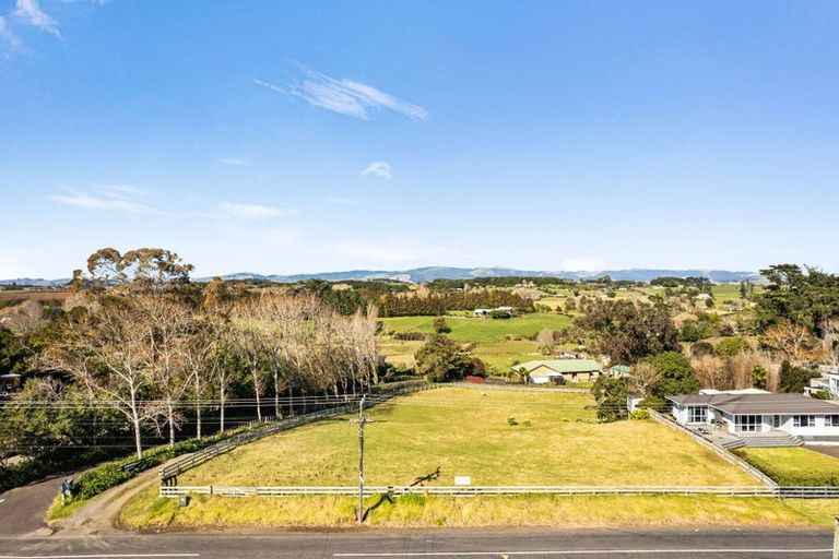 Photo of property in 25 Colombo Road, Waiuku, 2123