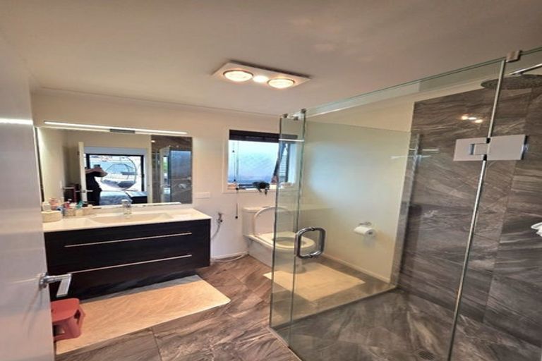 Photo of property in 35 Keene Drive, Bell Block, New Plymouth, 4312