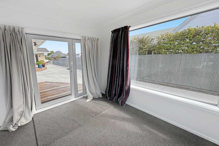 Photo of property in 1/12 Molesworth Place, Somerfield, Christchurch, 8024