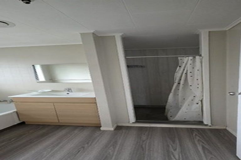 Photo of property in 13 Parris Street, Moturoa, New Plymouth, 4310