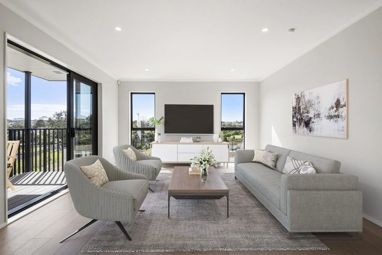 Photo of property in 8/7 Parapara Place, Albany, 0632