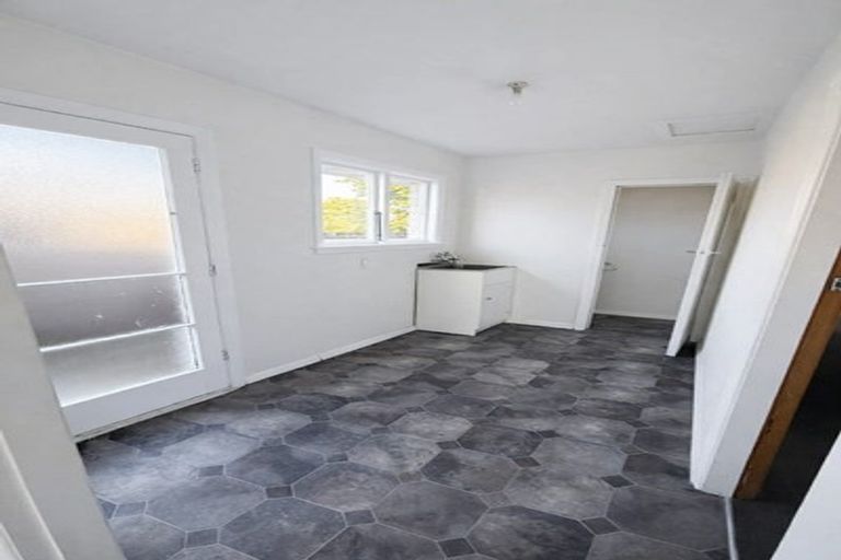 Photo of property in 8 Newmark Street, Bishopdale, Christchurch, 8053