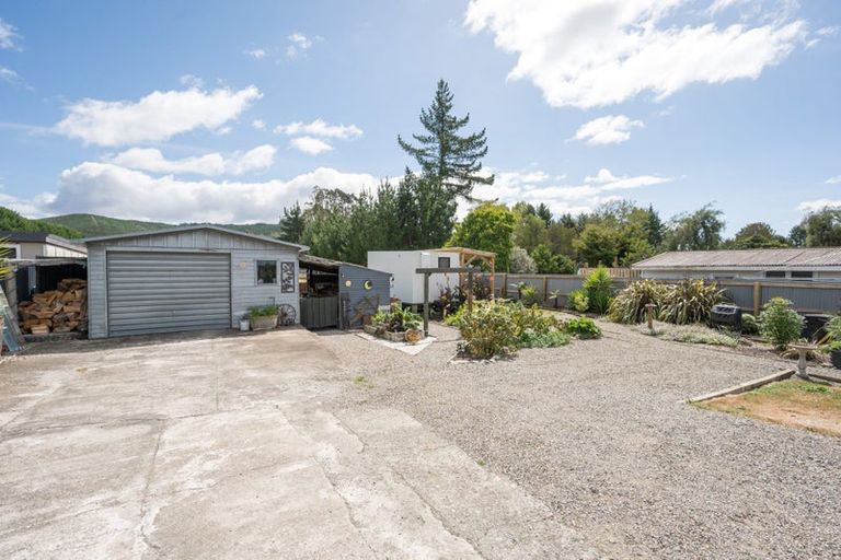 Photo of property in 195 Whitby Road, Wakefield, 7025