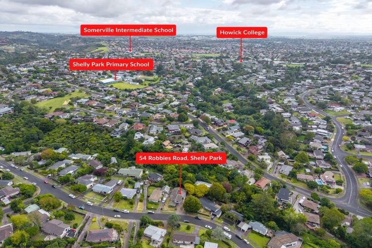 Photo of property in 54 Robbies Road, Shelly Park, Auckland, 2014